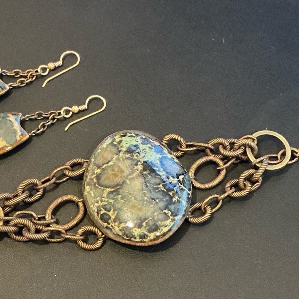 Artisan Bronze Bracelet with Blue Highlights Brand new with tags - Picture 2 of 9